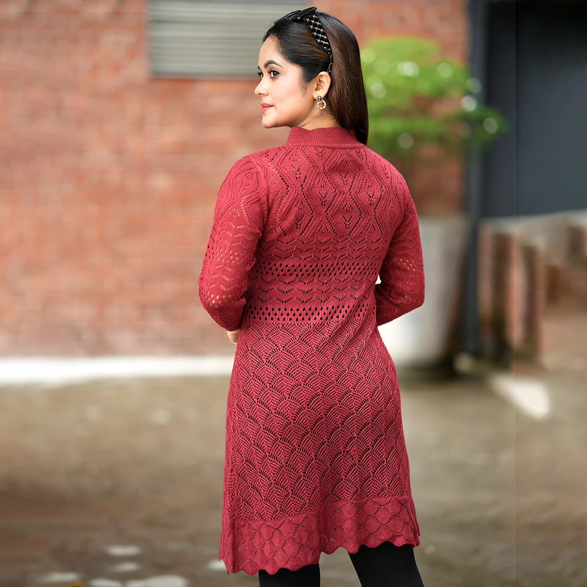 Elegant Maroon Long Knit Cardigan for Women - Image 5