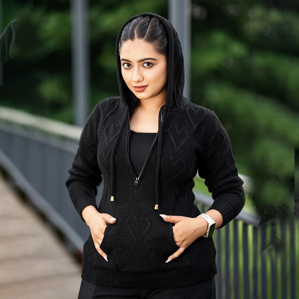 Stylish Black Winter Knit Hoodie for Women